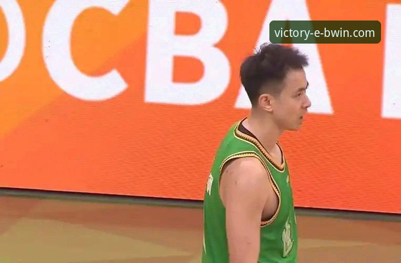 揭秘CBA爆冷夜：皮特森38分神迹背后，北京队末节崩盘的深层逻辑